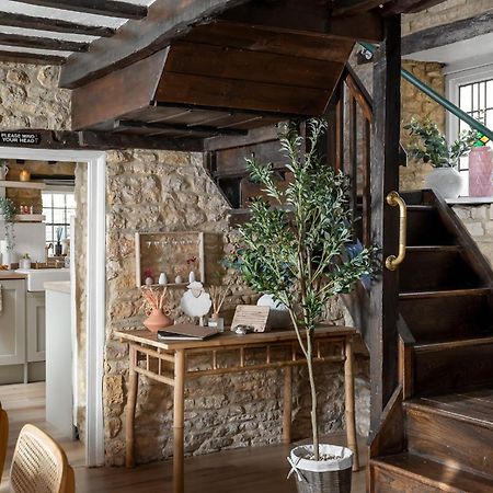 Bourton Scandi Chic Authentic Cottage Exterior foto